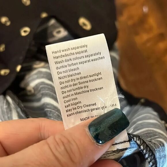 WRAP  London Black and Cream Ballion Sleeve Deep-V Cotton Midi Dress, 6! - Picture 11 of 11